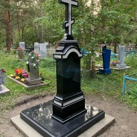 Памятник православный с крестом